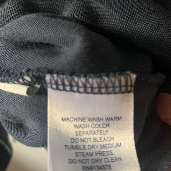 Vineyard Vines 3/4 zip - Picture 9 of 11